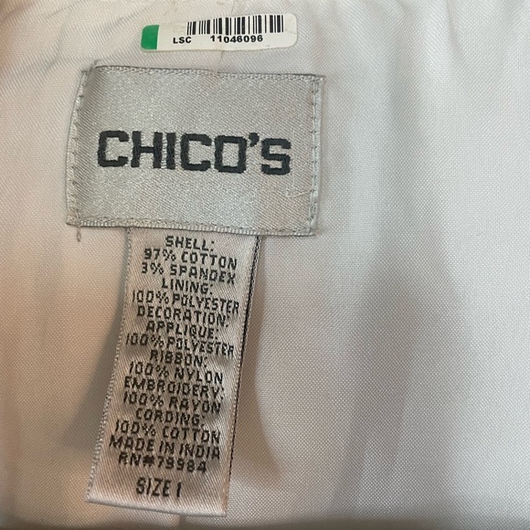 Chicos cotton blend white and embroidered jackets. So lovely! Casual or dressy. - Picture 4 of 4